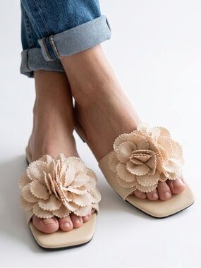 Beige Floral Summer Slide Sandals